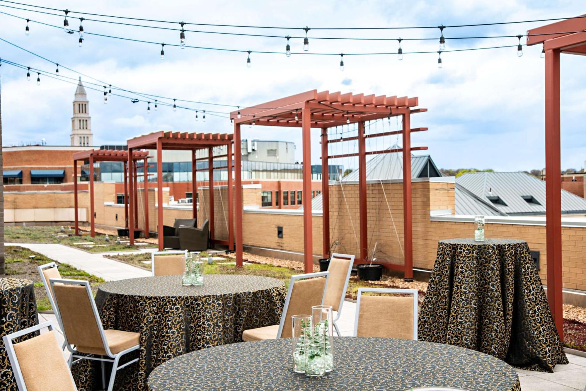 Hilton Garden Inn Alexandria Old Town National Harbor Екстериор снимка